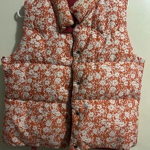 American Eagle Outfitters women’s Floral Red Puffer Vest